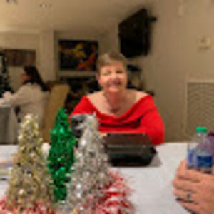 Meet your Posher, Gilda